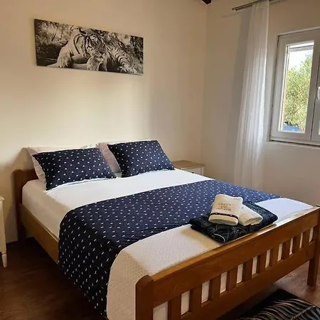 Nyaraló House Antonija