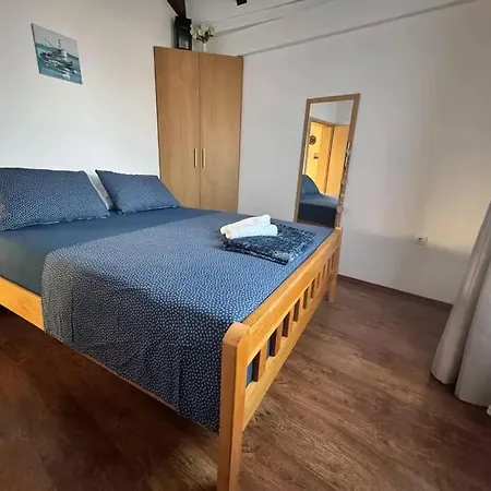 House Antonija Nyaraló *