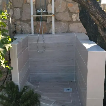 Nyaraló House Antonija Tkon